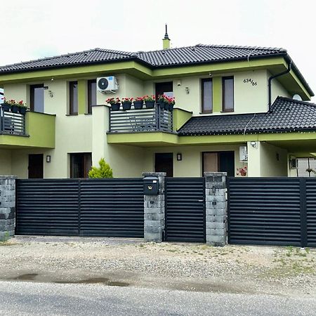 Apartmany Zeleny Dom Podhajska Luaran gambar